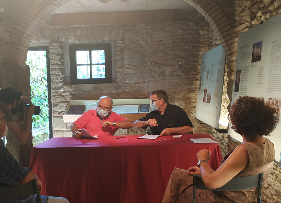 El fons de la Casa Museu Verdaguer continua creixent gràcies a una donació particular de 450 peces